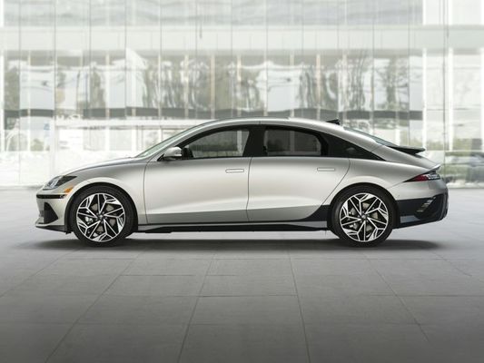 En Enerji Tasarruflu EV 2 Hyundai Ioniq 6 Tam Elektrikli Araç Max 361miles Menzil 4.17 Mi/kwh Uzun Menzil Kapsar