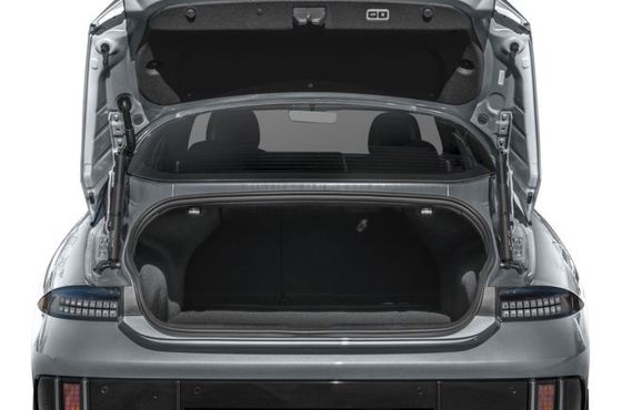 En Enerji Tasarruflu EV 2 Hyundai Ioniq 6 Tam Elektrikli Araç Max 361miles Menzil 4.17 Mi/kwh Uzun Menzil Kapsar