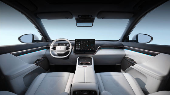 2024 En Yeni Elektrikli Araç Dongfeng Eπ 008 EV EREV 210km CLTC 5 kapılı 6 koltuklu SUV 200KW Motor Gücü