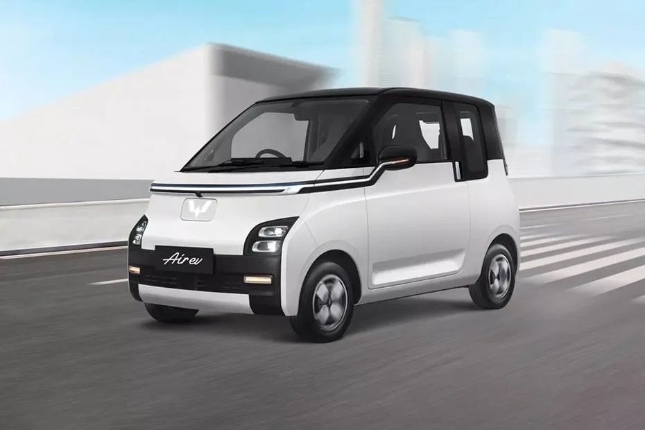 Yeni elektrikli mini otomobiller Wuling Air ev RHD Air EV 30/50 kW elektrikli motorla geliyor 200/300km RANGES