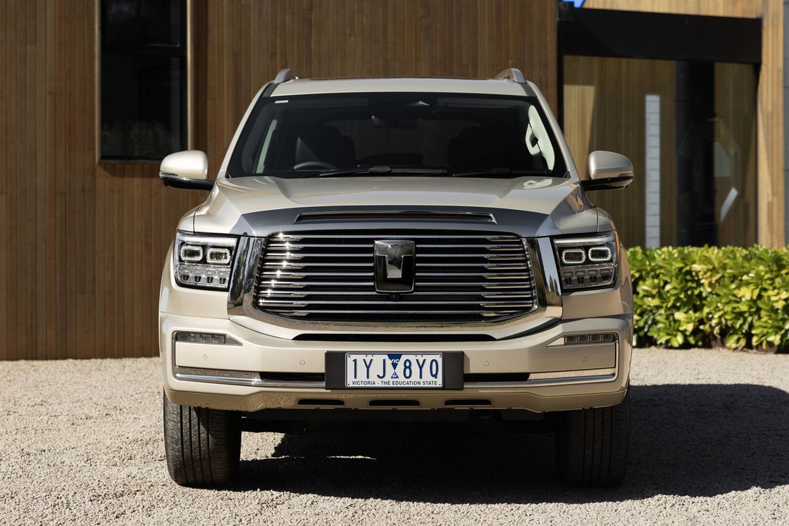 Yeni enerji arabası 2023 TANK 500 PHEV AWD Sürüş treni 180km/h en yüksek hızla 6.9sec 0-100acceleration