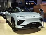 2024 Chery Shuxiangjia EQ7 Orta Boyutlu Saf Elektrikli Araç 512km CLTC 0.5H Hızlı Şarj Zamanı