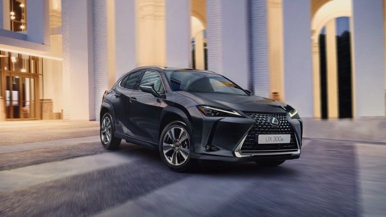 Lexus UX300e 2023 İnceleme, Tüm Elektrikli EV 440km Aralık WLTP 7.5s 0-100km/h Hızlandırma 150kw Güçle Saf Elektrikli Araba